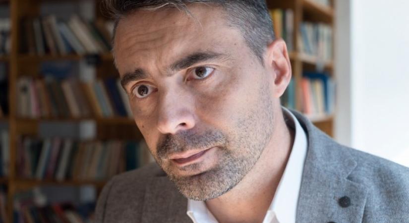 “Sumák, sunyi gátlástalanság” – nagyon kiakadt egy ellenzéki politikus az augusztus 20-i péterezésen