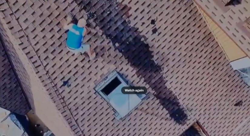 Tetőt javító férfira dobtak le egy bombát az oroszok