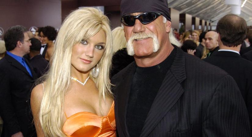 Hulk Hogan lánya szerint meglehet, hogy a segélyhívás és a testkamerák felvételei új megvilágításba helyeznék a pankrátor halálát