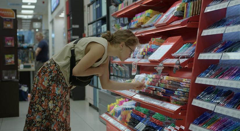 Így lehet pénztárcakímélő az iskolakezdés előtti bevásárlás
