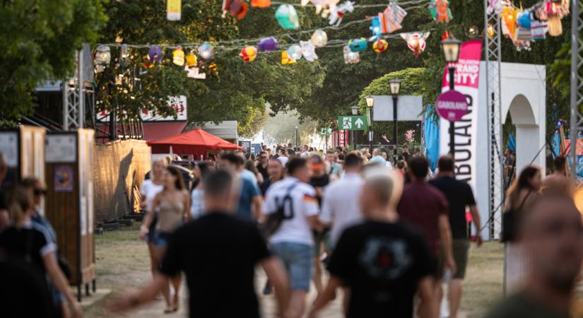 Pumped Gabo nem tett jót a Balaton Sound megítélésének, a Strandnak viszont igen