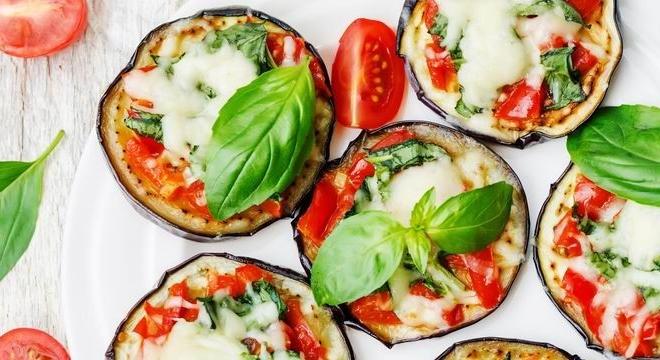 Diétás mini pizza – padlizsánnal