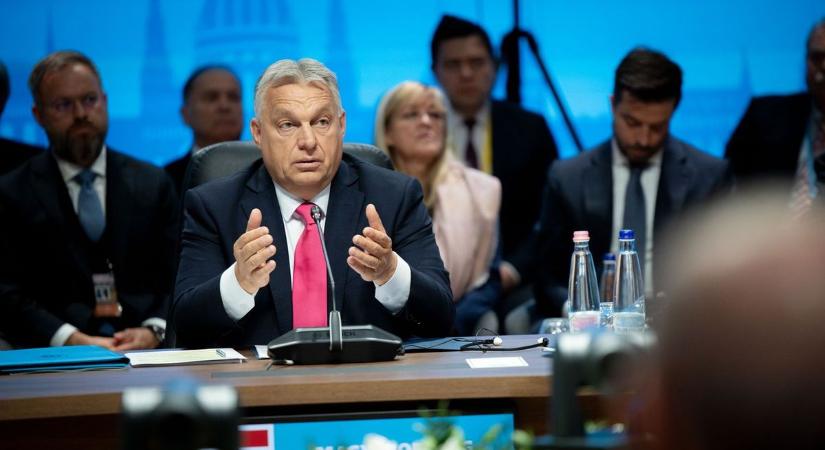 Kifakadt az AUR képviselője: „Románia három megyét el fog veszíteni, Orbán vajdaként viselkedik Erdélyben”
