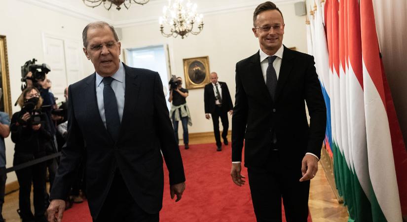 A munkácsi orosz támadás után sem válaszolnak Szijjártóék arra, szerintük elérte-e Kárpátalját a háború