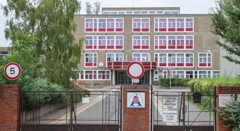 Baktérium a fehérvári kollégium vízhálózatában: elmondta álláspontját a Székesfehérvári Szakképzési Centrum kancellárja