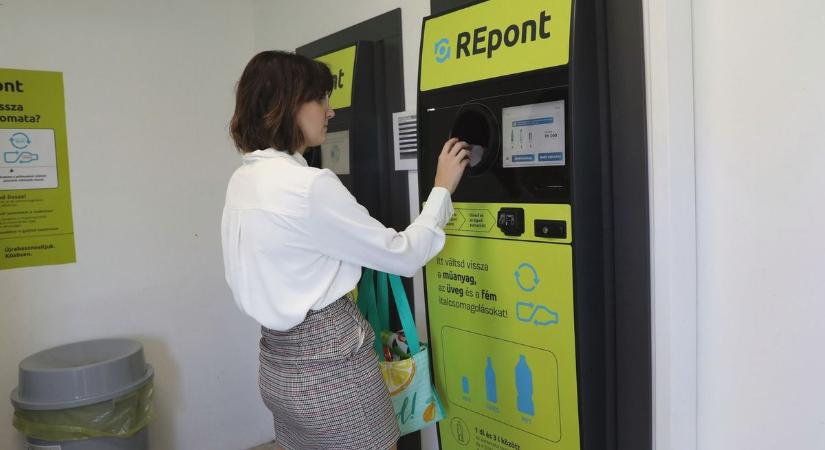 Előállt az új tarifával a MOHU: szeptembertől változnak a palackvisszaváltás díjai, ez mindenkit érint
