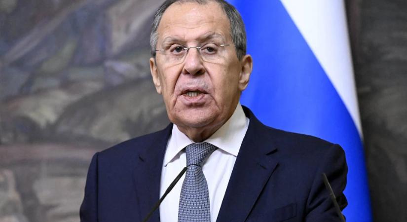 Lavrov: Putyin kész a találkozóra Zelenszkijjel, de vannak kérdések