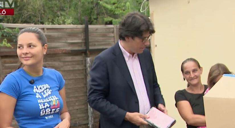 Kétezer gyermeknek segít az iskolakezdésben az Ökumenikus Segélyszervezet  videó