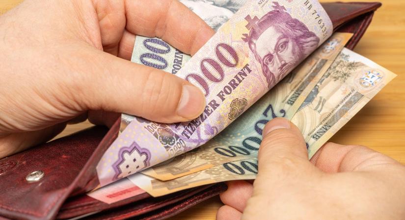 Váratlanul jön az utalás minden magyar családnak, de utána jöhet a hidegzuhany