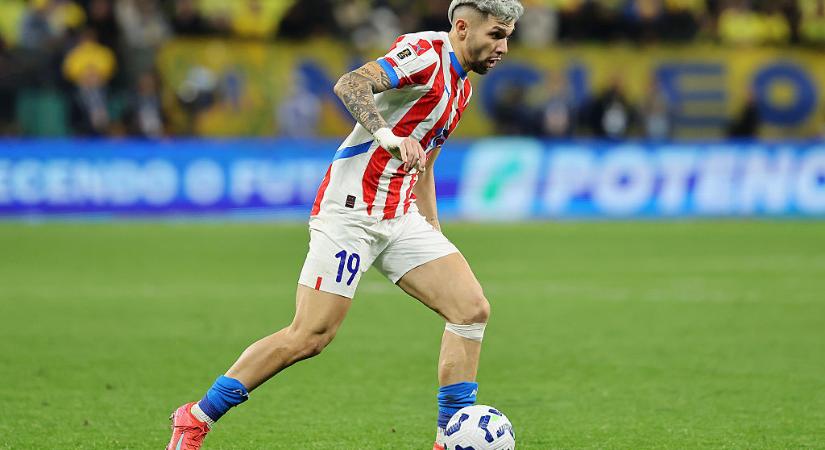 A Chelsea-t birtokló cég veszi meg a Brighton támadóját – sajtóhír