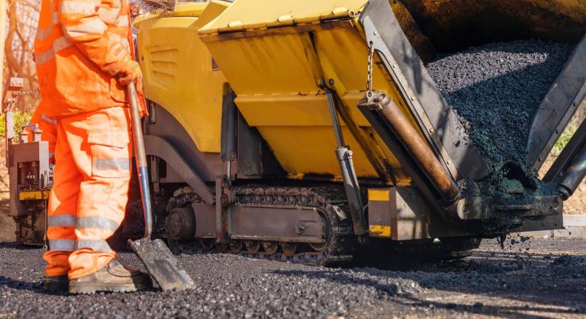 Több helyen is korlátozzák a forgalmat az M5-ösön