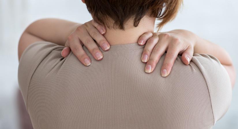 Fáj a hátad? Íme a leghatékonyabb otthoni megoldások a problémára