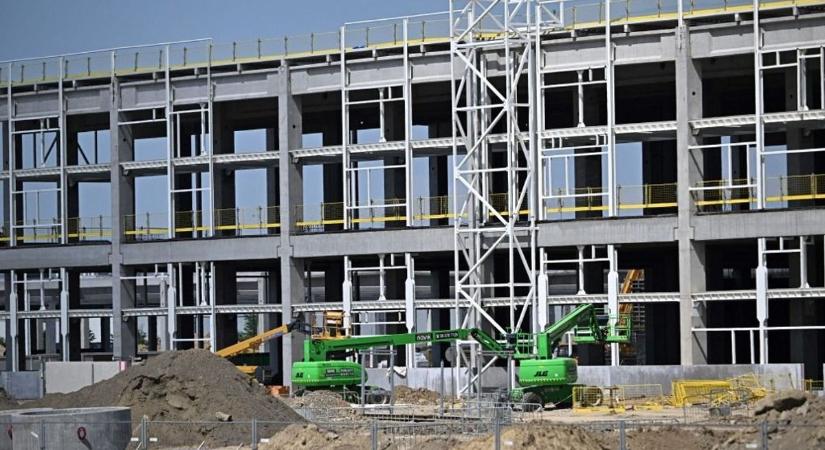 Visszavonultak a beruházások, jöhet a vágta