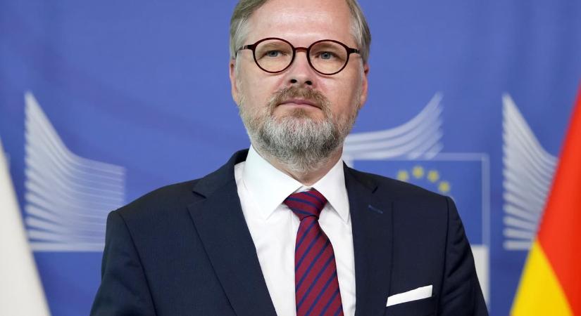 Még nem időszerű a cseh katonák esetleges ukrajnai részvételével foglalkozni