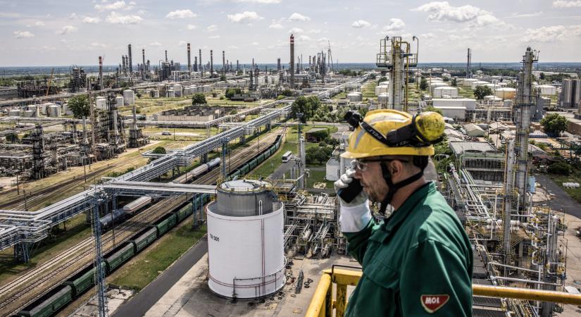 Lángokban a Barátság vezeték – Reagált a Mol