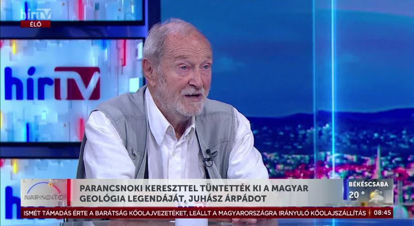 A Föld titkainak mestere: Juhász Árpád geológuslegendát Parancsnoki Kereszttel tüntették ki  videó