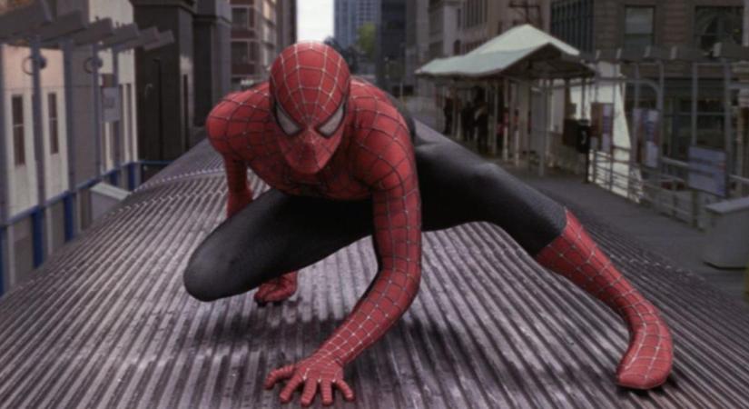 Elárverezik Tobey Maguire legendás Pókember-jelmezét, rengeteg a nulla a kikiáltási árban