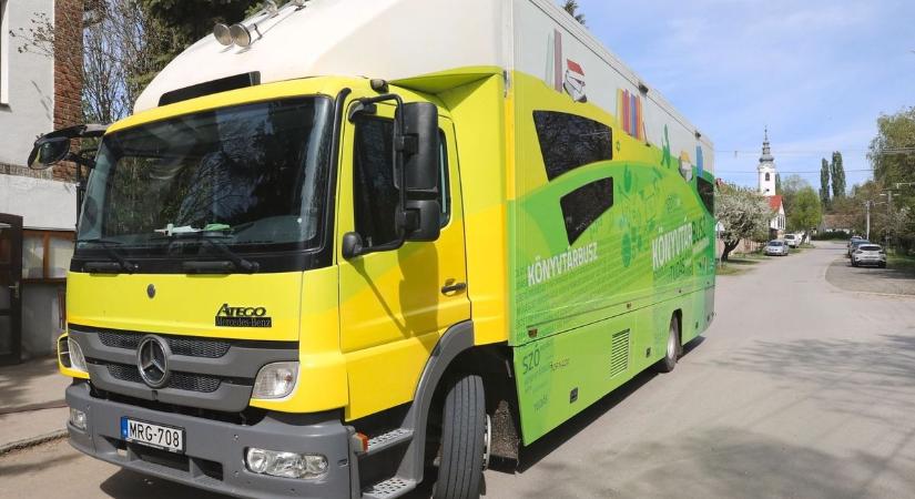Végre! Újraindulnak a könyvtárbuszok