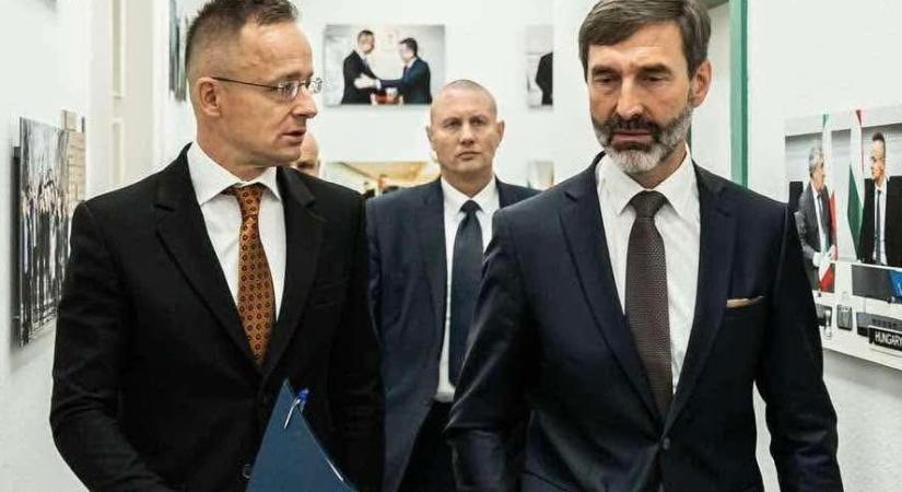 Szijjártó Péter: Energiaellátásunk veszélyeztetése elfogadhatatlan
