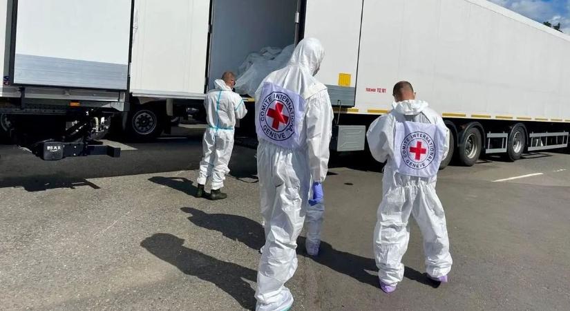Kegyetlen egyenlőtlenség: Oroszország ismét 52-szer több holttestet adott át