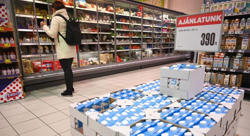 Orbán Viktor: Nem hagyjuk, hogy a multik packázzanak az emberekkel!