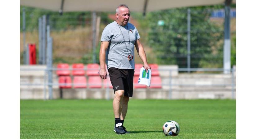 2008 után született játékost is kötelező szerepeltetni az élvonalban – a DVTK vezetőedzője nyilatkozott