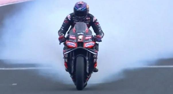 Marquez-vezetés és füstölő Apriliák az első balatoni MotoGP-edzésen