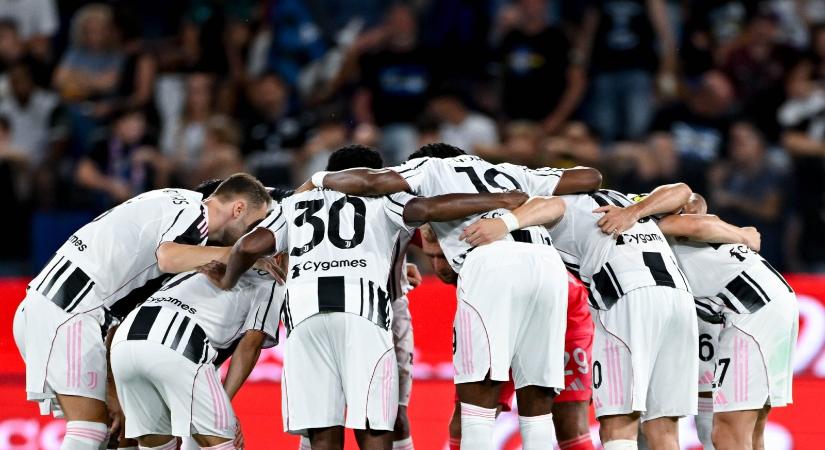 Egy feleslegessé váló sztárját elpasszolta a Juventus, további kettő kerülhet lapátra