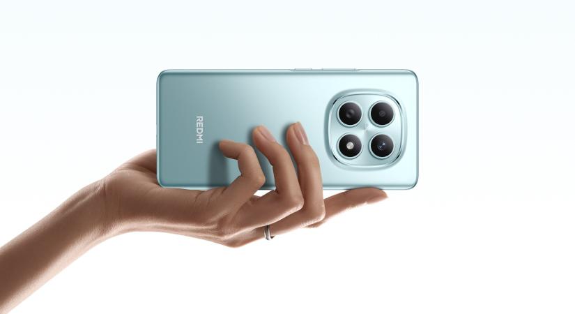 Nagyobb akkumulátorral és fényesebb kijelzővel mutatkozott be a Redmi Note 15