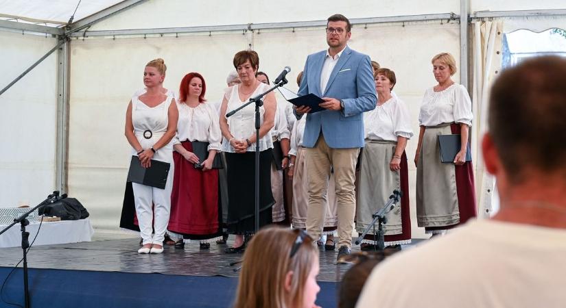 Vámos Zoltán: Vissza kell térnünk Szent István örökségéhez!