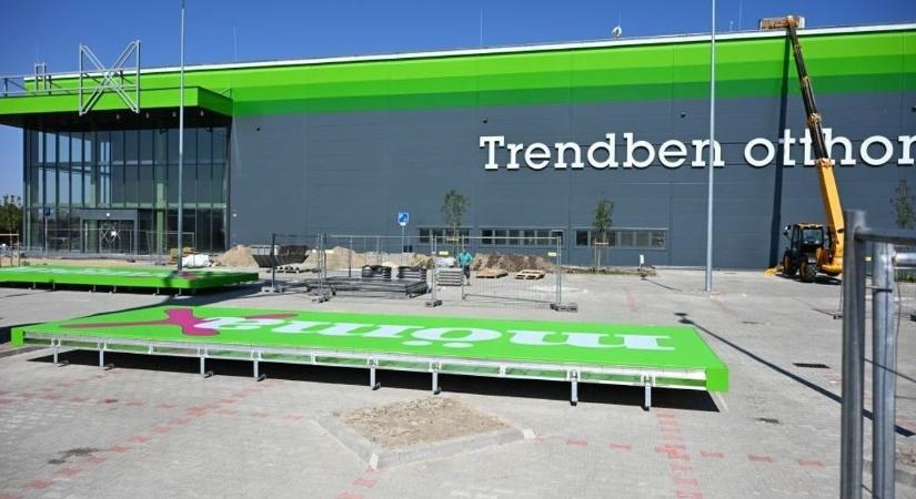 Kiderült mikor nyílik a sokak által várt áruház Fejérben