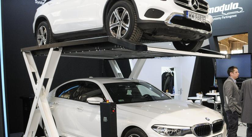 BMW-motor kerülhet a Mercedesekbe