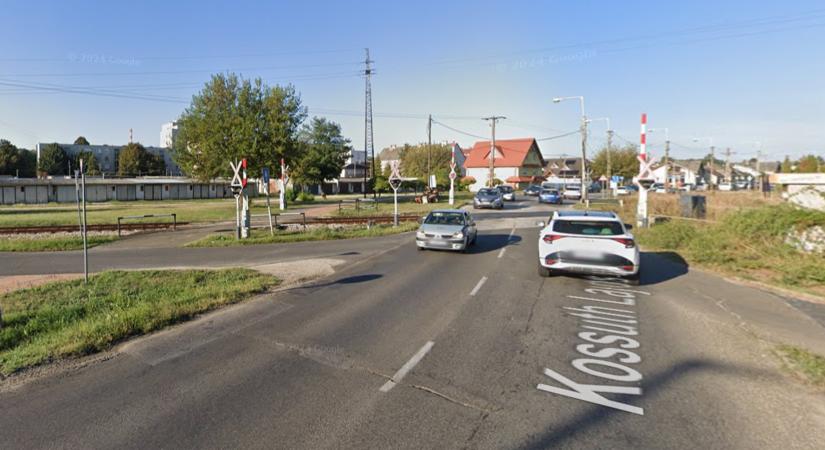 Vágányzár és kétpályás útlezárás Nyergesújfalunál