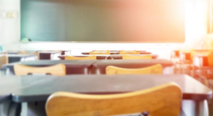 Minden cseh iskolában kötelező lesz az ingyenes intimbetétek biztosítása