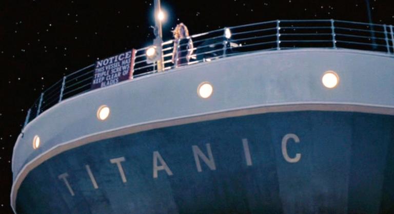 Botrány a Titanic forgatásán: droggal felütött leves, káosz a stábban, James Cameront arcon szúrták