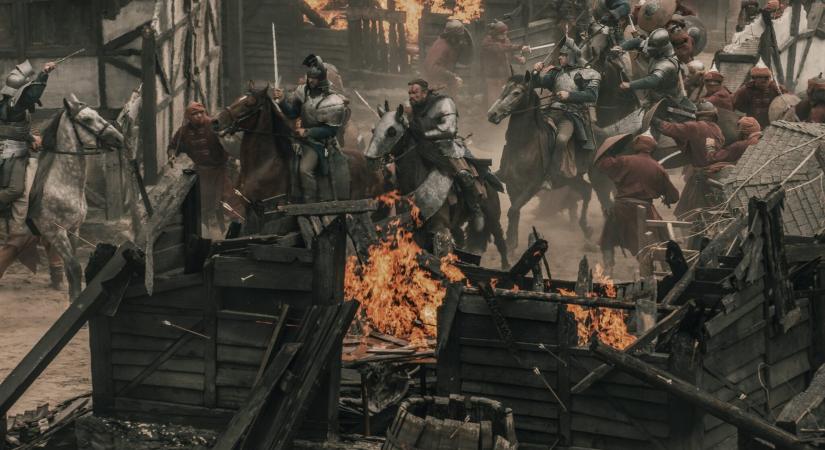 Még 20 milliárd történelmi filmekre, földút a 3 éves Mészáros-unokának