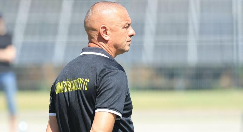 Egy biciklivel is jártak edzésre, most egymás ellen meccselnek