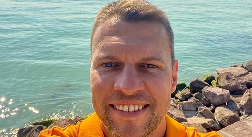 „Drága Kicsi!” – Menczer bevédte Orbán jachtozását