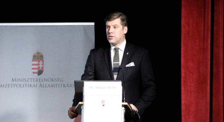 Szilágyi Péter: a Kőrösi- és a Petőfi-program ösztöndíjasai nemes feladatot látnak el