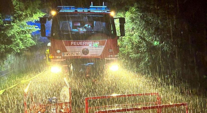 Hirtelen jött eső okozott gondot Burgenlandban - fotók