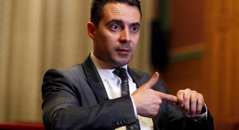 “Zsigeri hergelés” – Vona Gábor is elmondta a véleményét az Orbán nyaralása körüli vitáról