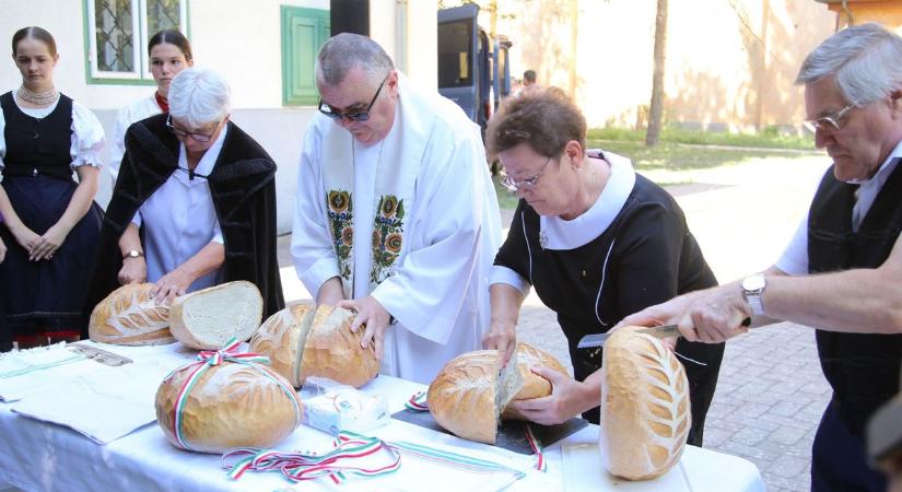 Kultúránk töretlenül fennmaradt, örökségeinket hűen őrizzük – galériával, videóval