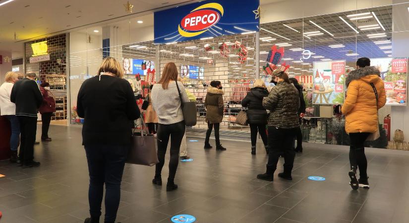 Sírnak a családok a Pepco bejelentésétől, ilyet még egyik bolthálózat sem tett