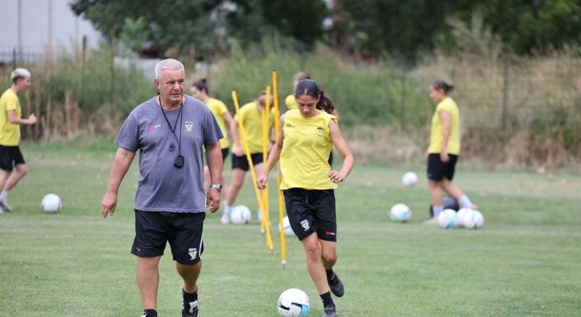 Új korszak küszöbén a szekszárdi női futball – szezonbeharangozó