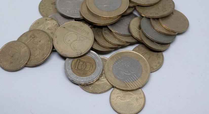Így néz ki az új hatszögletű érme, amit piacra dobott a Magyar Nemzeti Bank