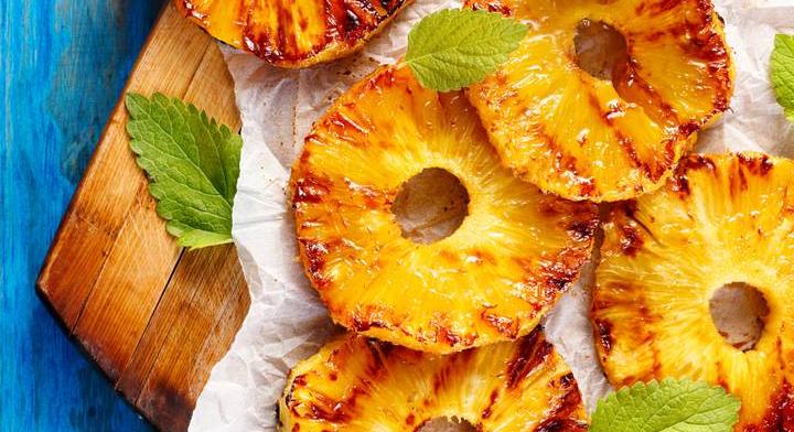 Édes-savanyú grillezett ananász: az igazi trópusi kényeztetés