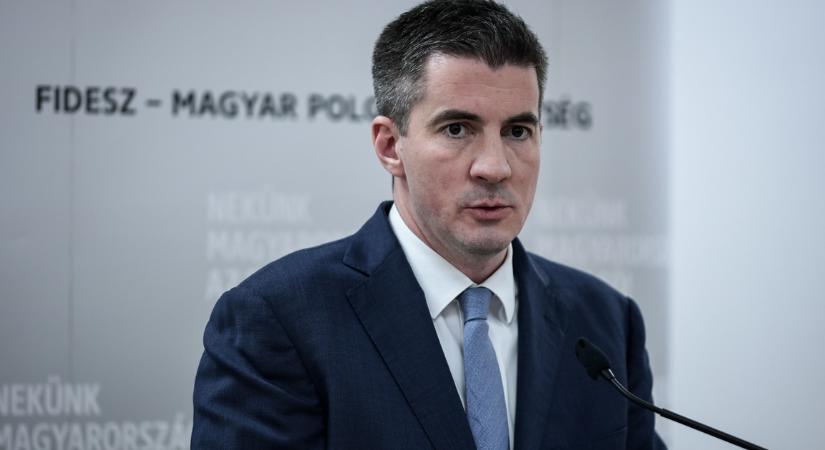 Kocsis Máté szerint Magyar Péter ordas hazugságokat beszél, de a politikus beszólt a 444-nek és a Telexnek is