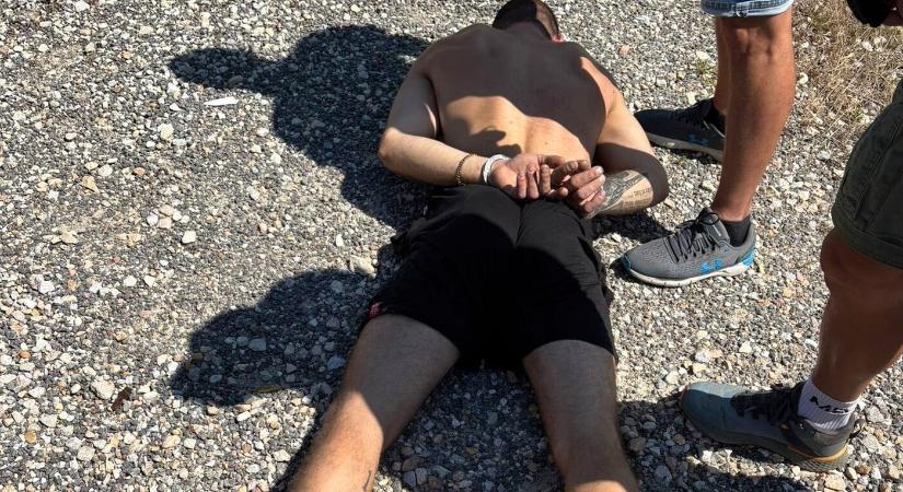 Nem állt meg, kilőtték a menekülő drogdíler kerekét