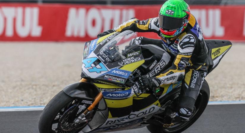 MotoE: Varga Tibor elesett a versenyen, mentő vitte el a Magyar Nagydíjról