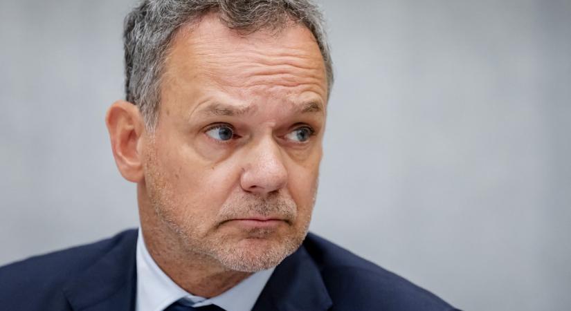 Lemondott a holland külügyminiszter, miután nem sikerült szankciókat elfogadtatnia Izrael ellen